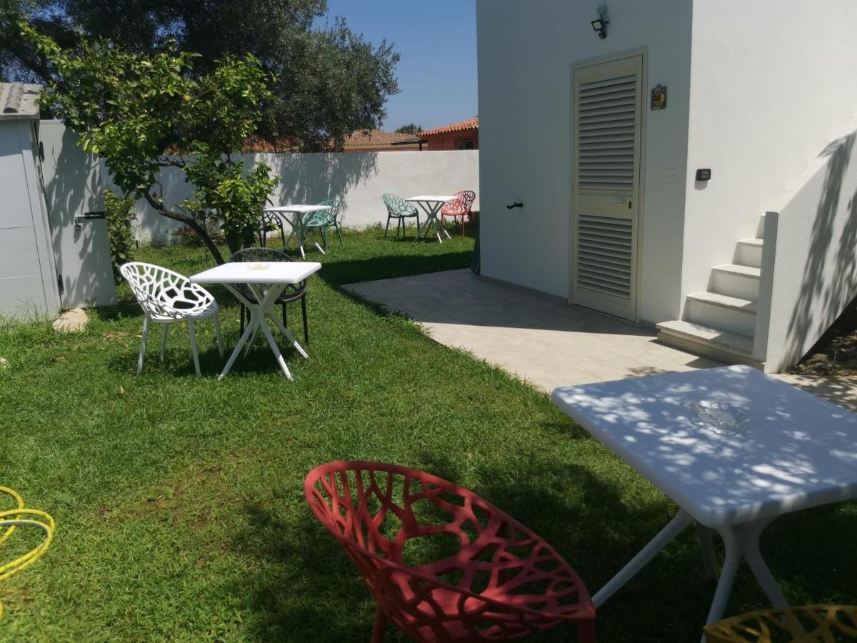 Wonderland Hotel San Teodoro  Exterior foto