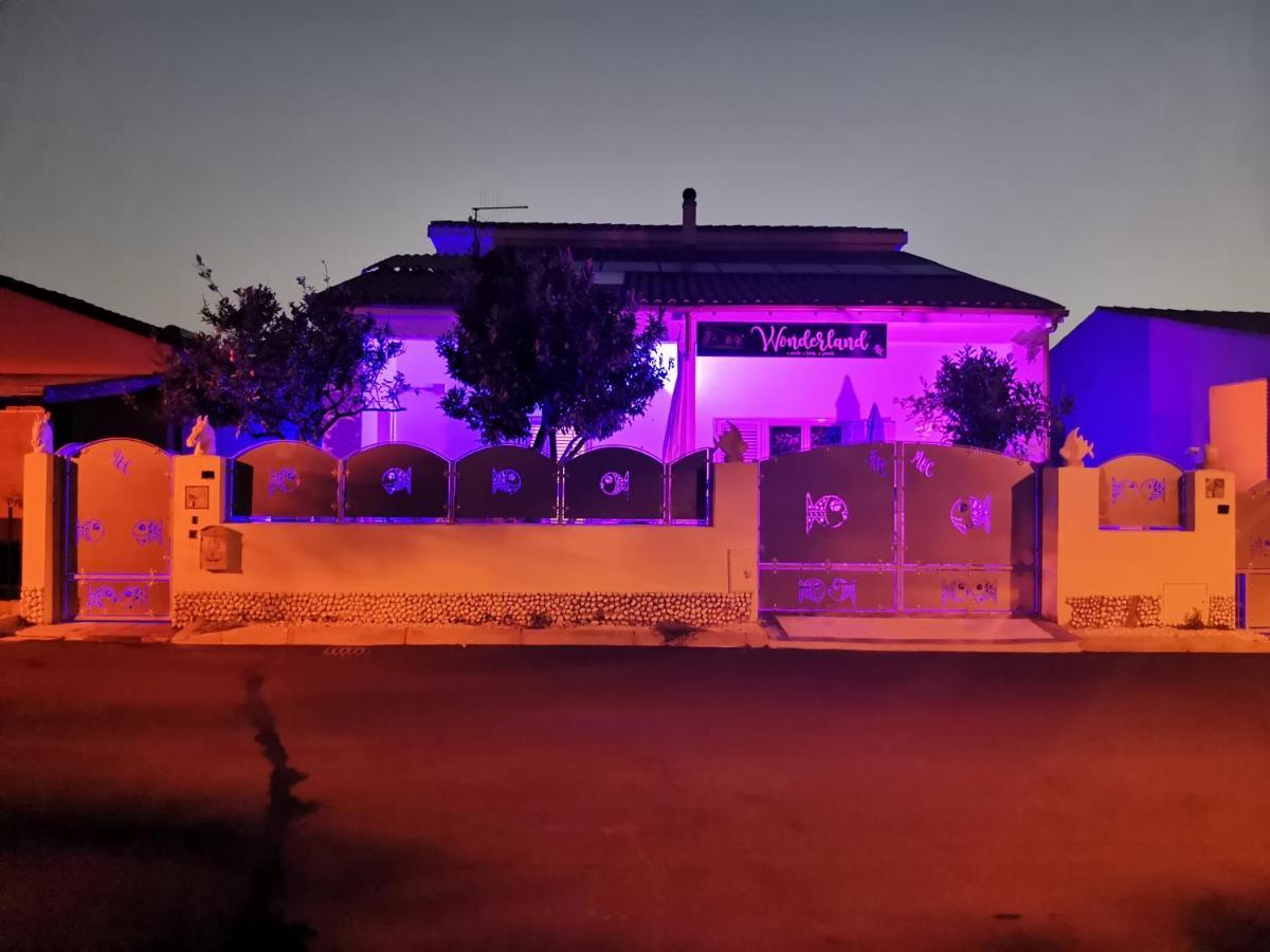Wonderland Hotel San Teodoro  Exterior foto