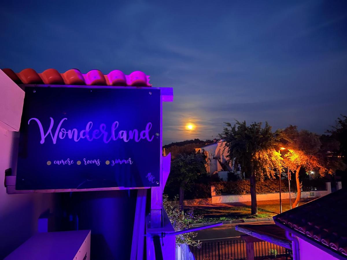 Wonderland Hotel San Teodoro  Exterior foto