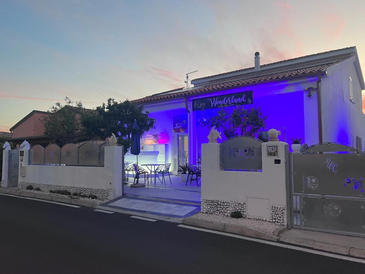 Wonderland Hotel San Teodoro  Exterior foto